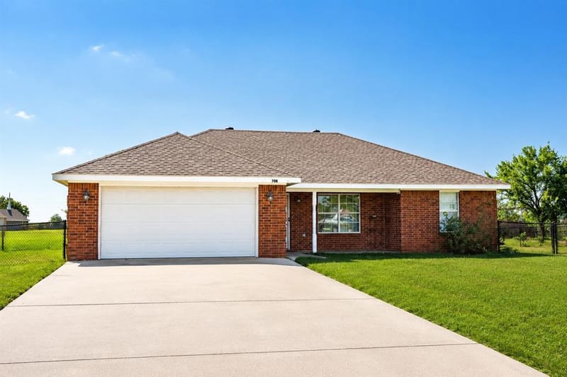 708 David Lane, Collinsville TX 76233