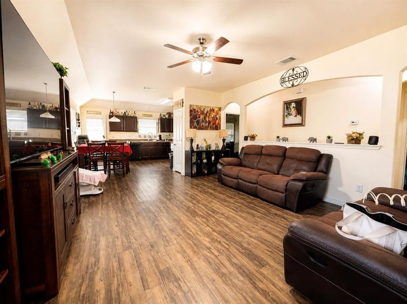 12802 Kyla Jean Court, Dallas TX 75253 - Photo 7