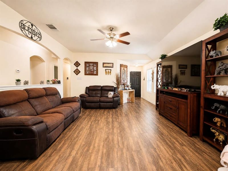 12802 Kyla Jean Court, Dallas TX 75253 - Photo 10