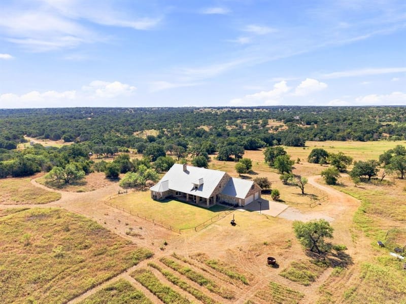4350 Village Bend Road, Mineral Wells TX 76067 - Photo 37