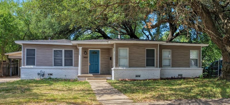 3420 Brook Circle, Waco TX 76710 - Photo 2