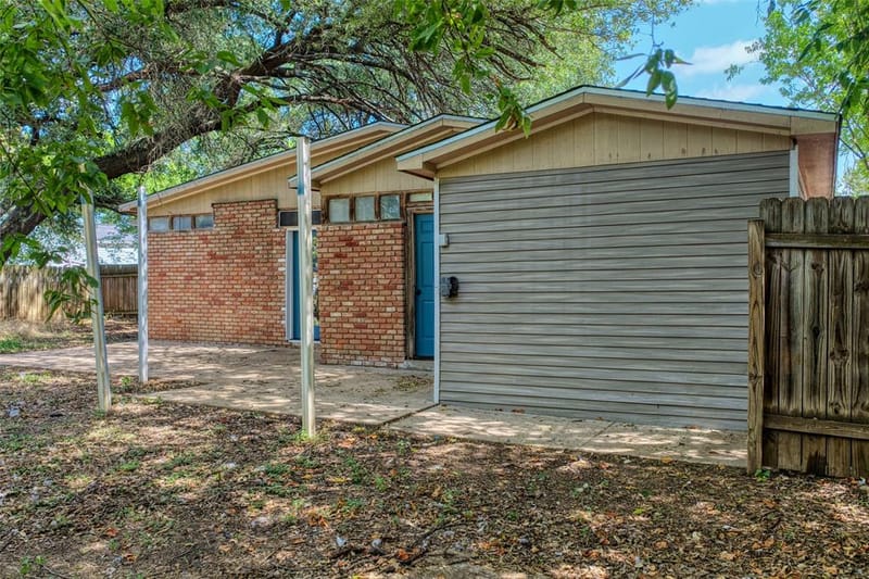 3420 Brook Circle, Waco TX 76710 - Photo 8