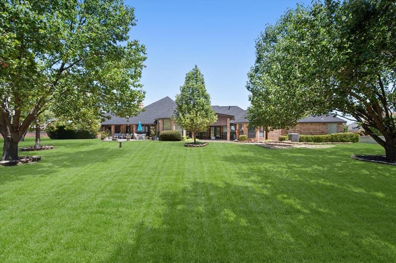 1388 Fairhaven Drive, Mansfield TX 76063 - Photo 36
