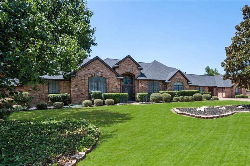 1388 Fairhaven Drive, Mansfield TX 76063