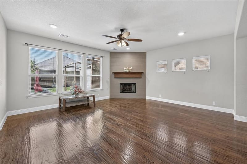316 Jernigan Drive, Euless TX 76040 - Photo 12