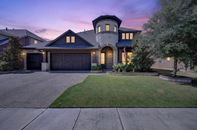316 Jernigan Drive, Euless TX 76040