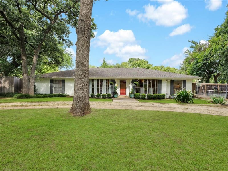 6004 Ken Avenue, Arlington TX 76001