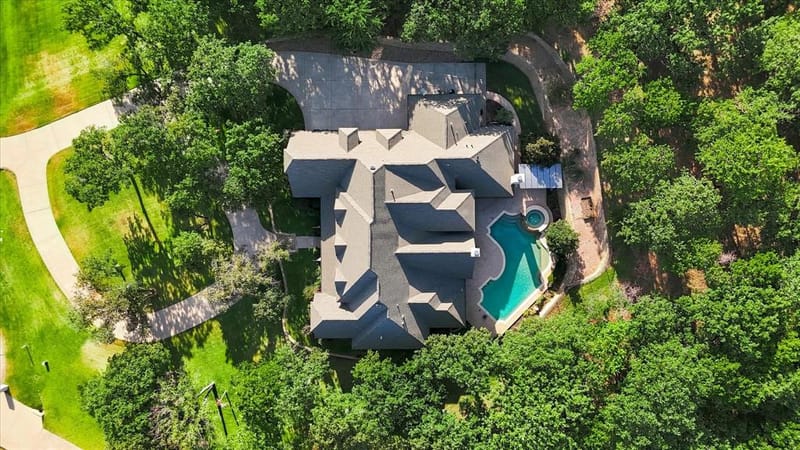 686 Knob Hill Court, Argyle TX 76226