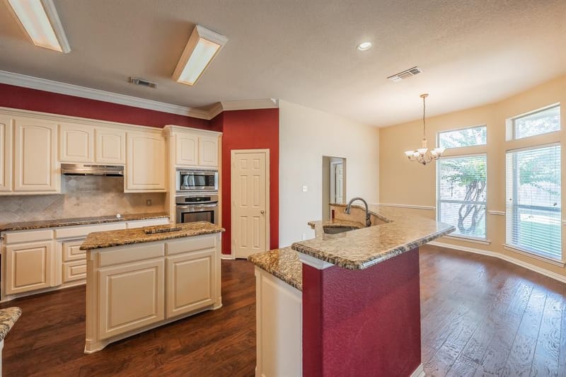 8152 Vine Wood Drive, North Richland Hills TX 76182 - Photo 13