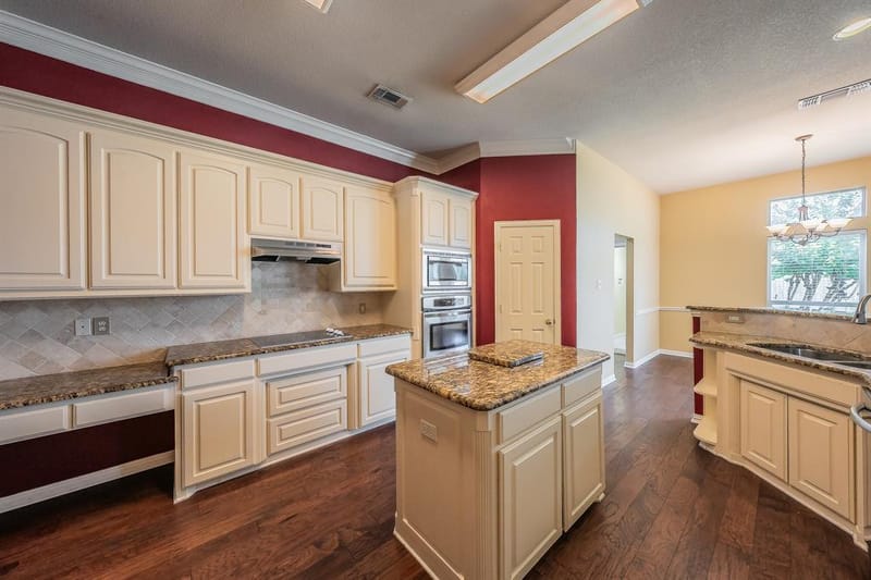 8152 Vine Wood Drive, North Richland Hills TX 76182 - Photo 17