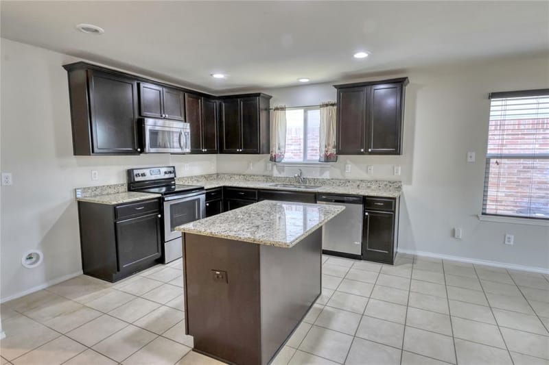 433 Magma, Fort Worth TX 76131 - Photo 3
