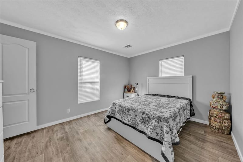 2453 S Valley Ridge Drive, Granbury TX 76048 - Photo 25