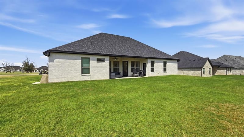 3709 Tremont Lane, Granbury TX 76049 - Photo 32