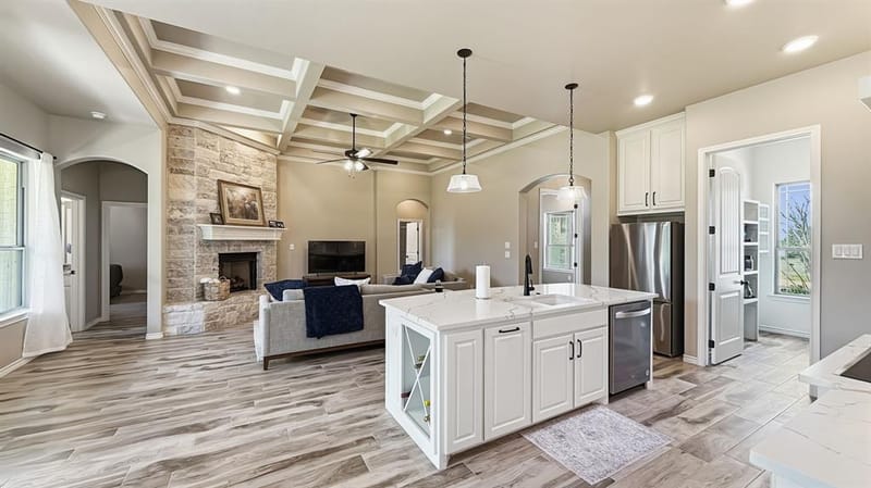 3709 Tremont Lane, Granbury TX 76049 - Photo 20