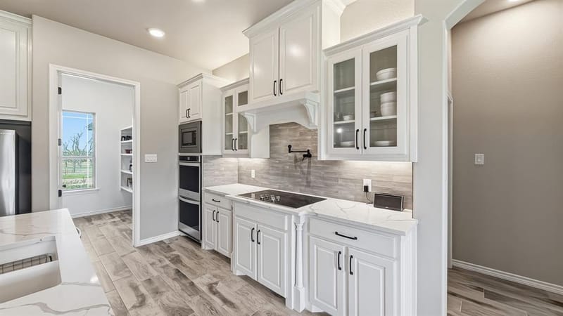 3709 Tremont Lane, Granbury TX 76049 - Photo 9