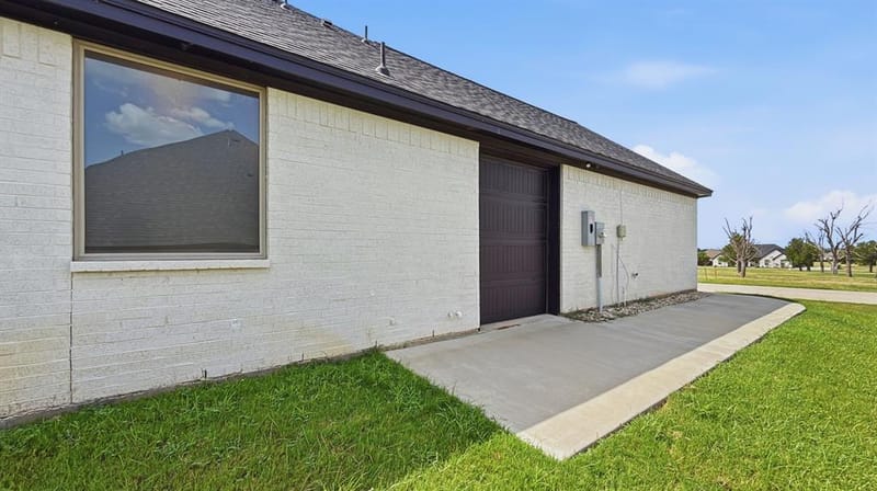 3709 Tremont Lane, Granbury TX 76049 - Photo 35