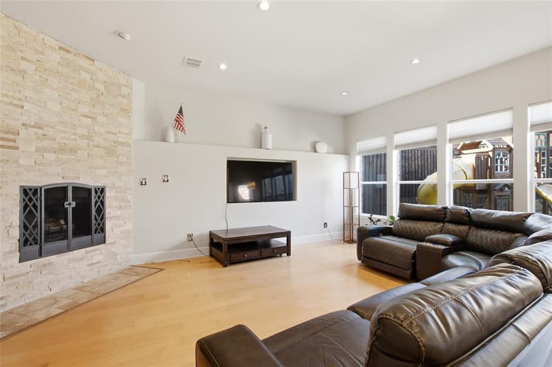 6925 Medallion Drive, Plano TX 75024 - Photo 16