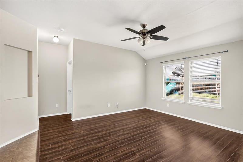 1050 Churchill Drive, Princeton TX 75407 - Photo 7