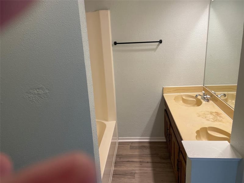 810 Clarissa Place, Garland TX 75040 - Photo 11