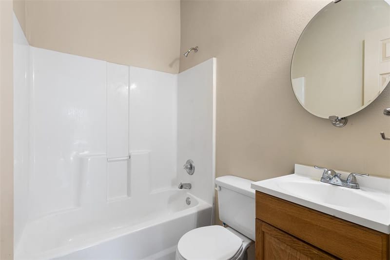 1235 E Leuda Street, Fort Worth TX 76104 - Photo 13