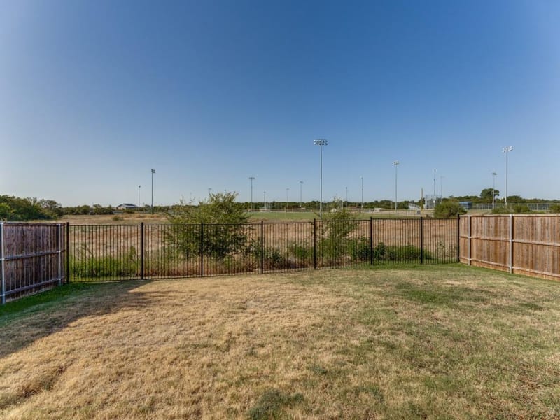 620 Bronze Forest Drive, Fort Worth TX 76131 - Photo 22