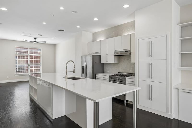 15745 Seabolt Place # 51, Addison TX 75001 - Photo 11