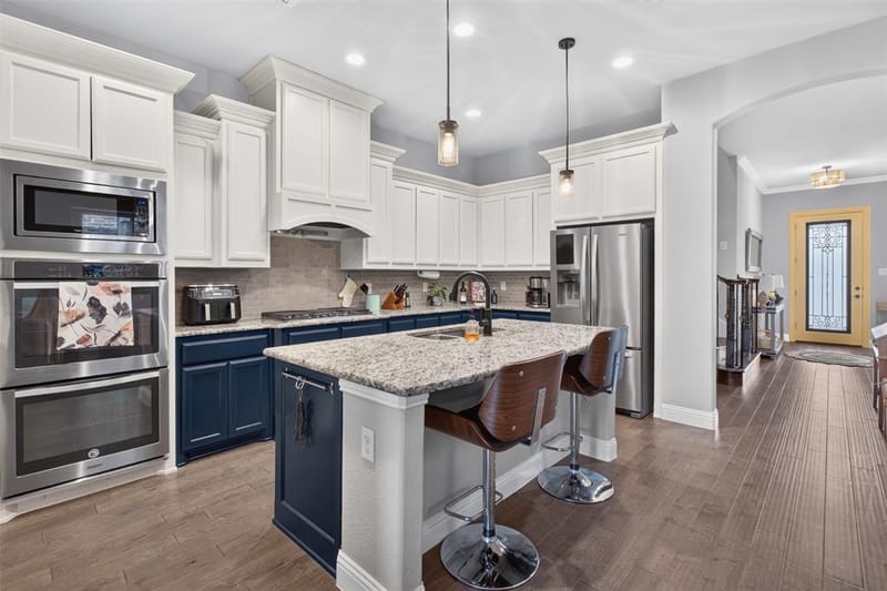 6820 Westbury Drive, North Richland Hills TX 76180 - Photo 4