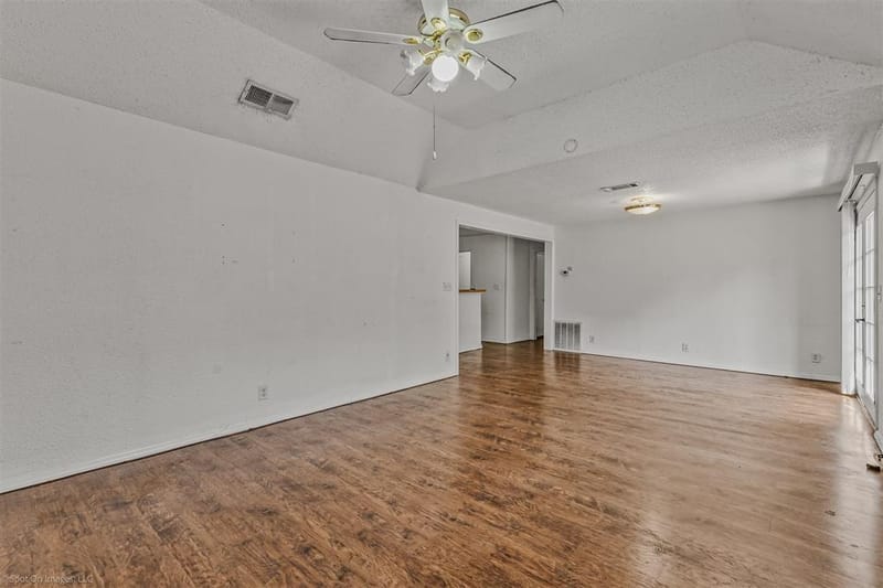 5715 Victor Street, Dallas TX 75214 - Photo 7