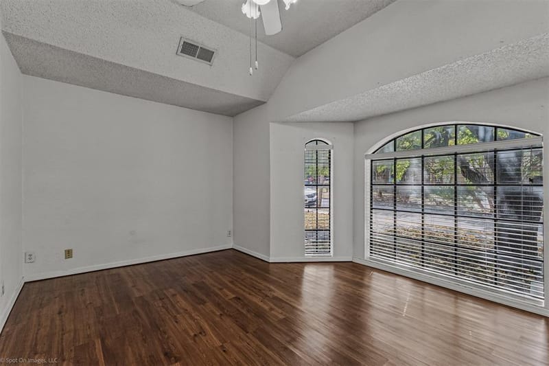 5715 Victor Street, Dallas TX 75214 - Photo 14