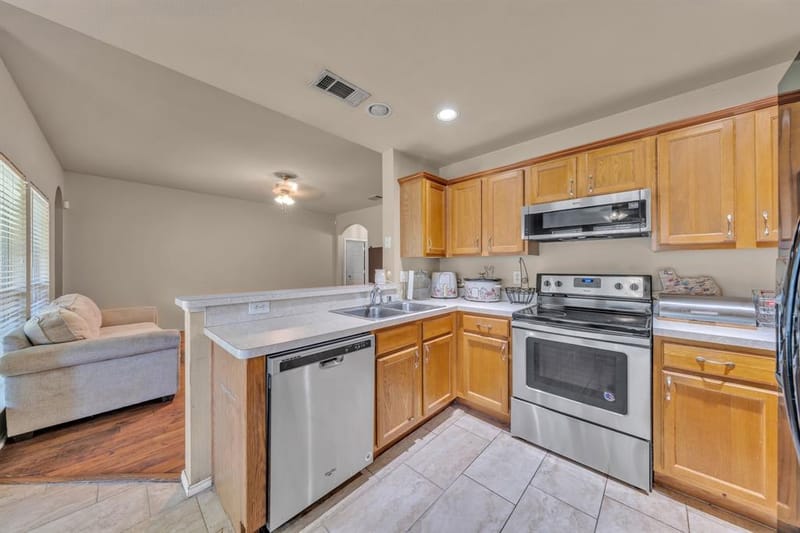 605 E Ross Street, Rockwall TX 75087 - Photo 8