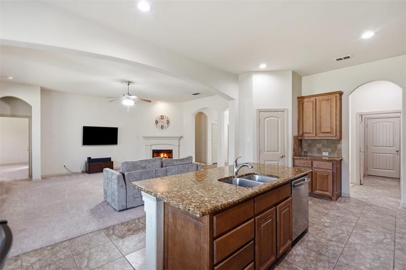 2333 Los Olivos Lane, Fort Worth TX 76131 - Photo 13