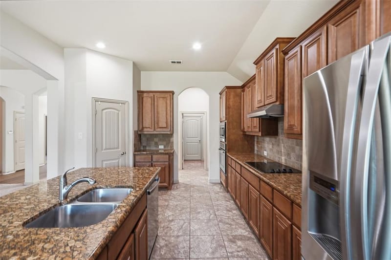 2333 Los Olivos Lane, Fort Worth TX 76131 - Photo 12