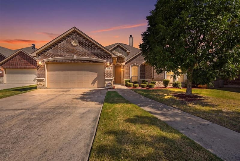 2333 Los Olivos Lane, Fort Worth TX 76131