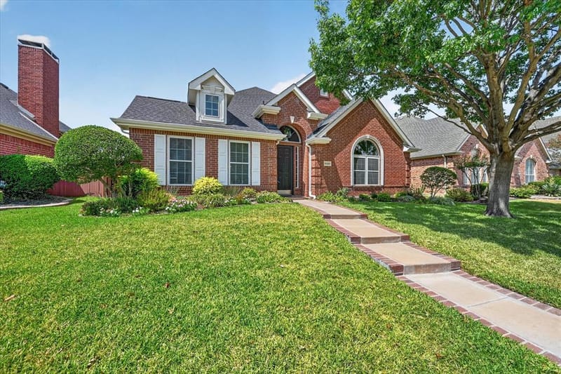 10307 Perkins Drive, Irving TX 75063