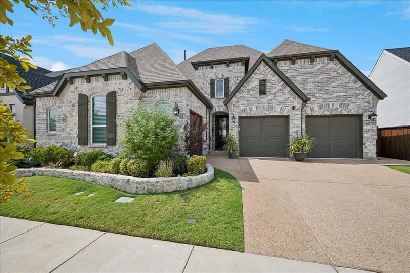 1737 Clem Castle Drive, Carrollton TX 75010