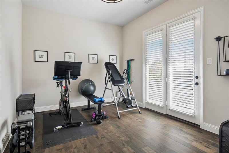 1737 Clem Castle Drive, Carrollton TX 75010 - Photo 31