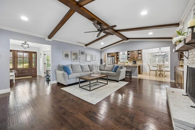 9435 Hunters Creek Drive, Dallas TX 75243 - Photo 9