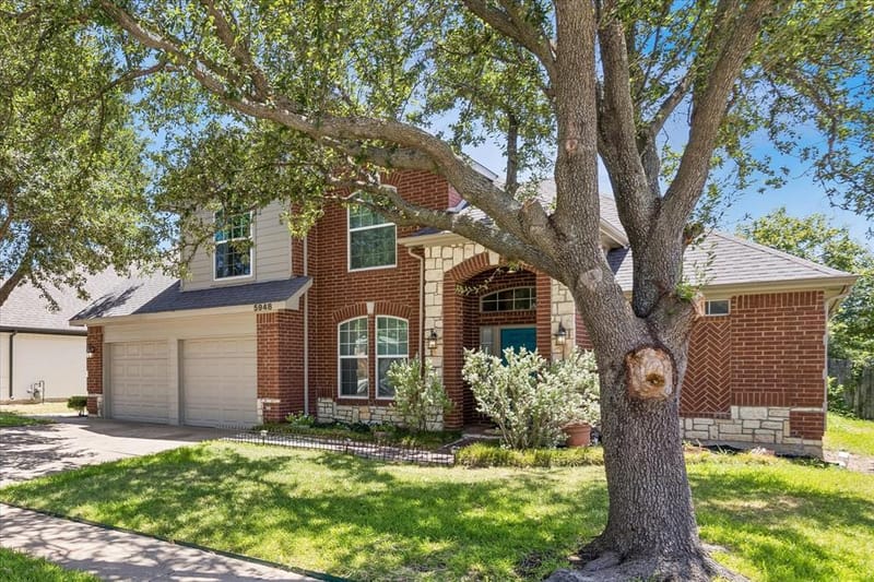 5948 Hillview Drive, Watauga TX 76148 - Photo 3