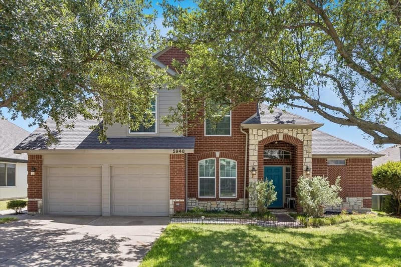 5948 Hillview Drive, Watauga TX 76148