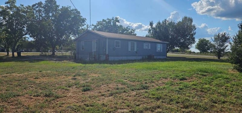 4593 State Highway 110, Grand Saline TX 75140 - Photo 16