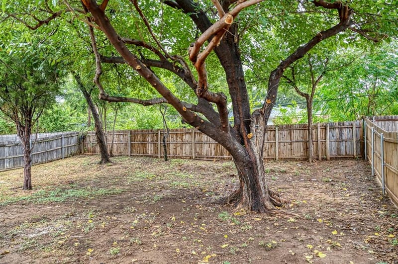 416 Myrtle Drive, Hurst TX 76053 - Photo 20