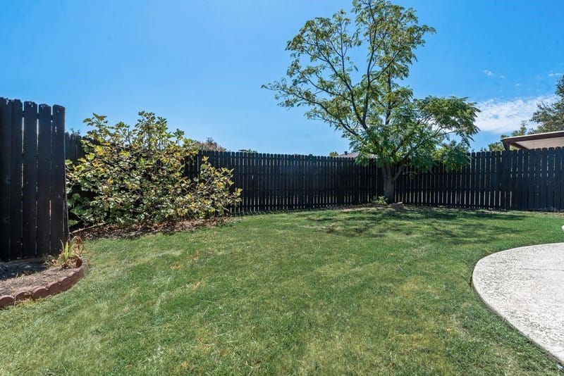 17628 Medina Drive, Dallas TX 75287 - Photo 32