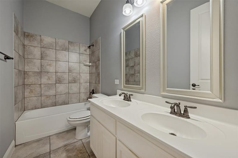 12908 Holbrook Drive, Farmers Branch TX 75234 - Photo 22