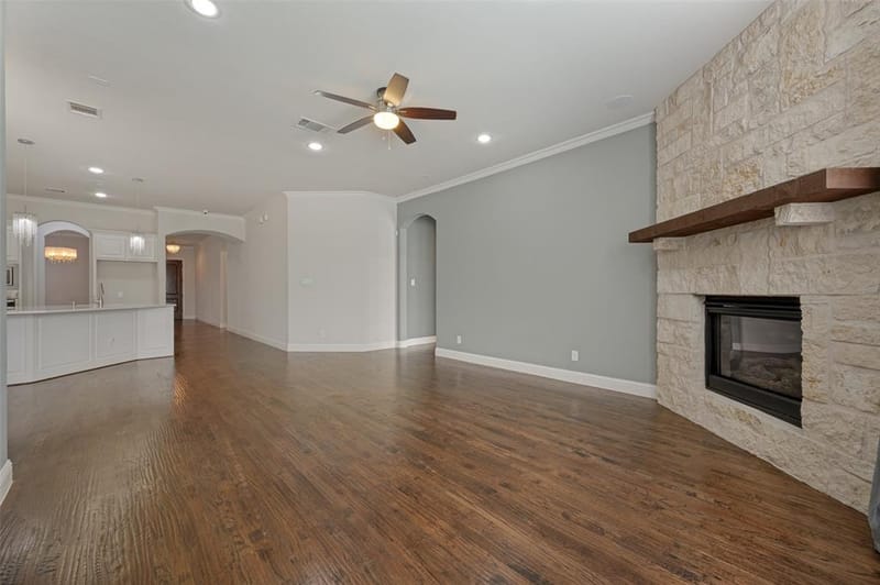 12908 Holbrook Drive, Farmers Branch TX 75234 - Photo 7