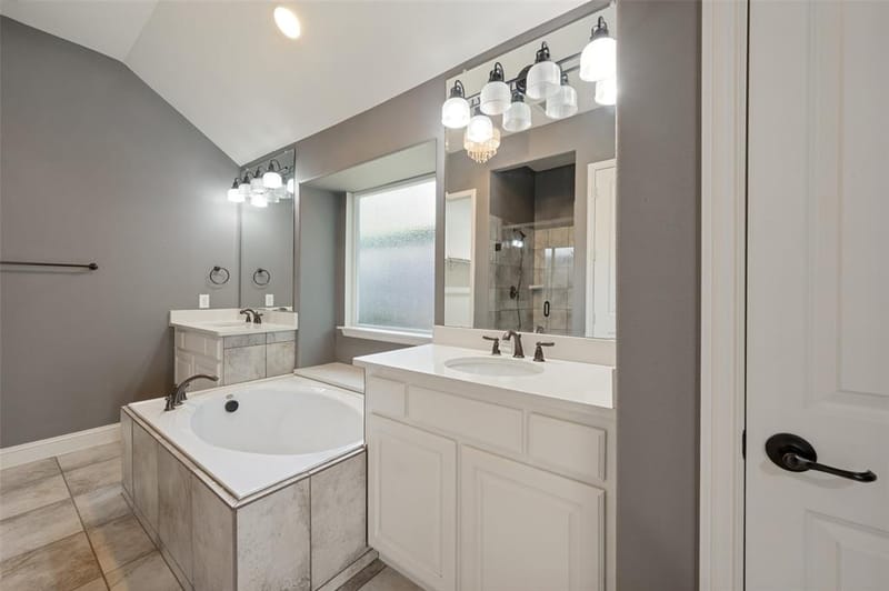 12908 Holbrook Drive, Farmers Branch TX 75234 - Photo 24