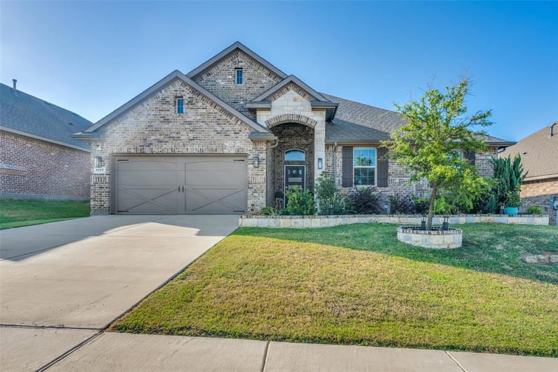 1117 Silver Oak Drive, Mansfield TX 76063