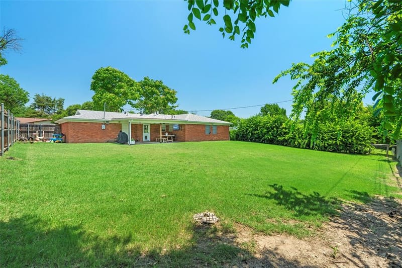 8037 Pinewood Drive, Benbrook TX 76116 - Photo 24