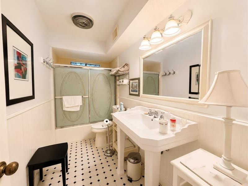 7260 Alto Caro Drive, Dallas TX 75248 - Photo 17
