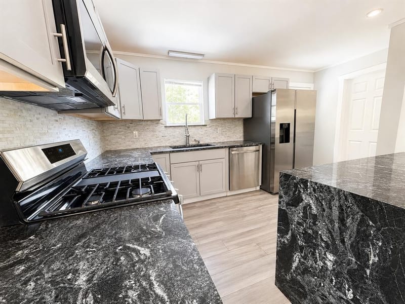 903 Moore Street, McKinney TX 75069 - Photo 8