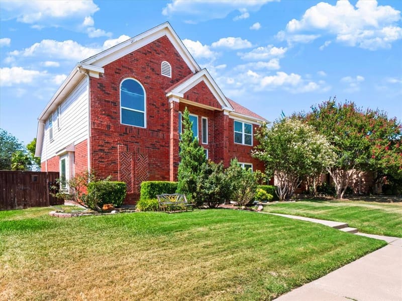 9620 Preston Vineyard Drive, Frisco TX 75035 - Photo 2